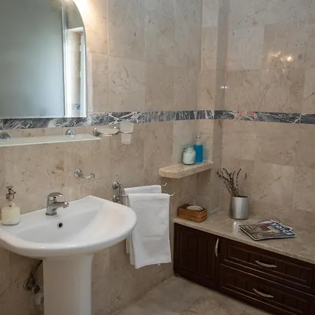Monix Homes-villa Deniz - Stunning Seaview וילה