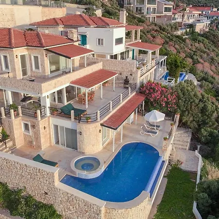 Monix Homes-villa Deniz - Stunning Seaview וילה קס