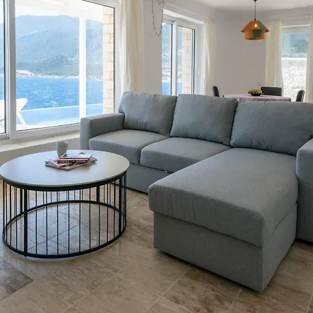 Monix Homes-villa Deniz - Stunning Seaview Вілла